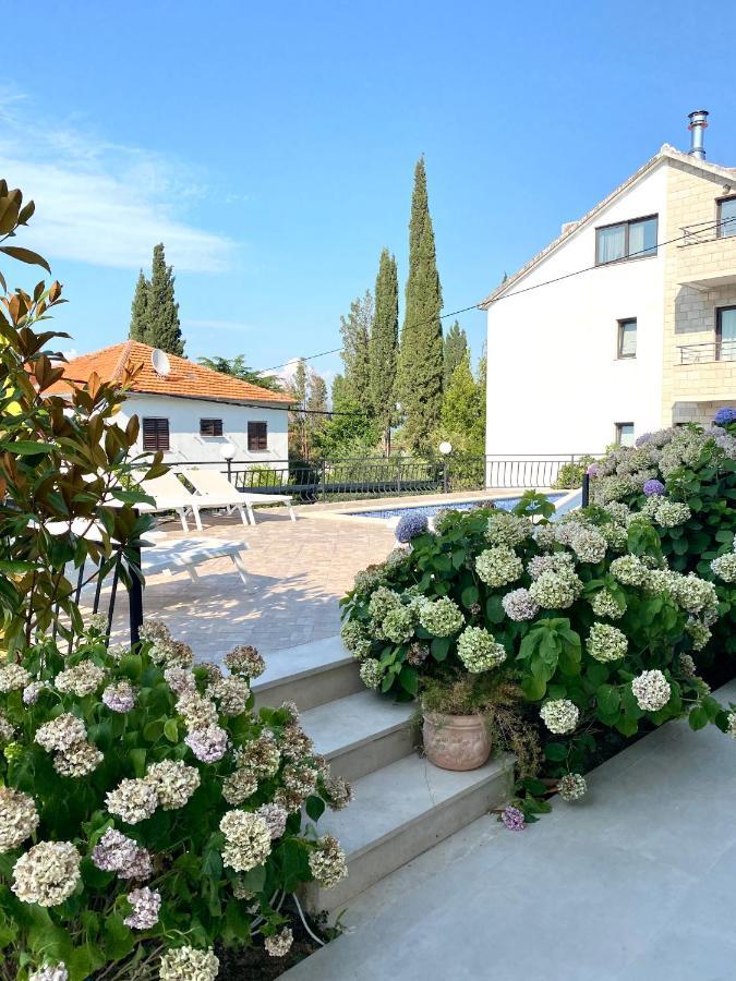 Maca Apartments Trogir Exterior photo